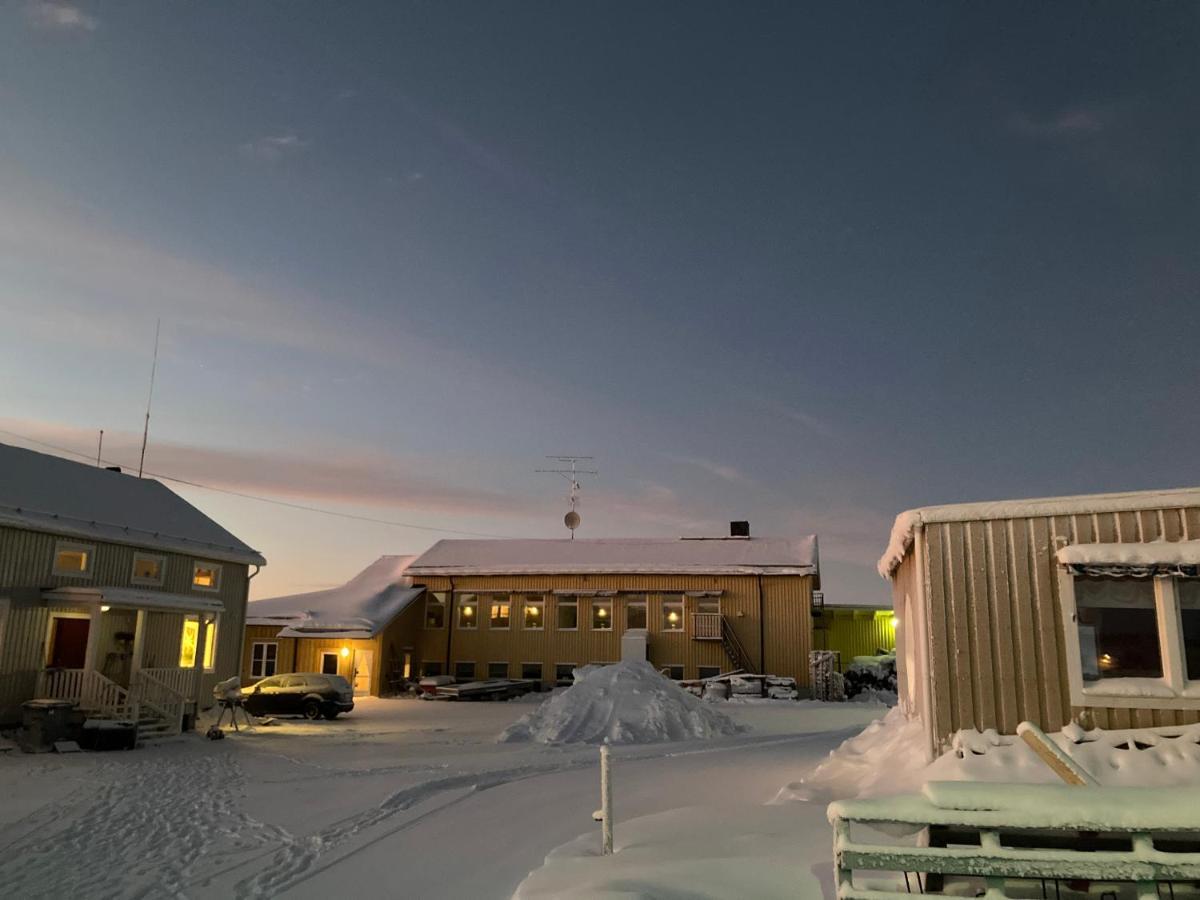 Kuttainen Lodge Karesuando Exterior photo